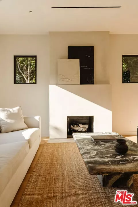 Other - 2418 Walnut Ave, Venice, CA 90291 photo 3 of 13
