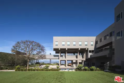 15210 Antelo Pl, Los Angeles, CA 90077