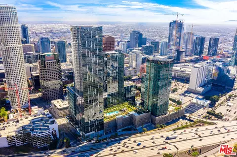 877 Francisco St #2903, Los Angeles, CA 90017