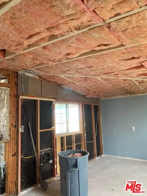 Entry Way - 5059 1st St, Joshua Tree, CA 92252 photo 4 of 5