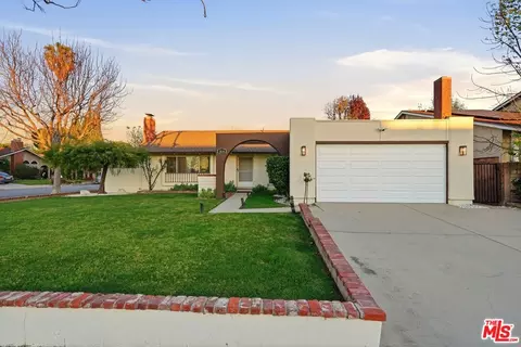 1954 Claudia Ave, Simi Valley, CA 93065