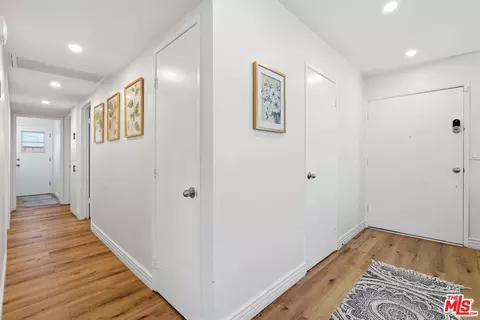 Entry Way - 1954 Claudia Ave, Simi Valley, CA 93065 photo 1 of 2