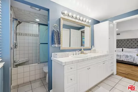 Bath - 1954 Claudia Ave, Simi Valley, CA 93065 photo 3 of 3