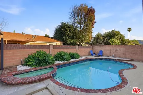 Exterior - 1954 Claudia Ave, Simi Valley, CA 93065 photo 5 of 8