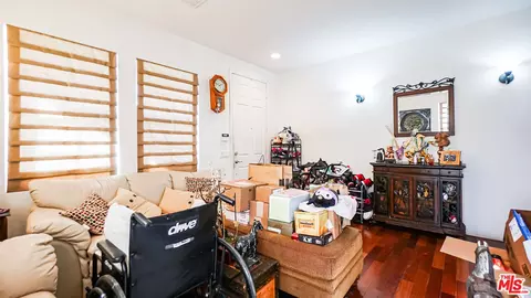 Other - 2919 Naples Dr, Oxnard, CA 93035 photo 4 of 11