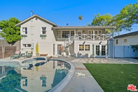 859 Cresthaven Dr, Los Angeles, CA 90042