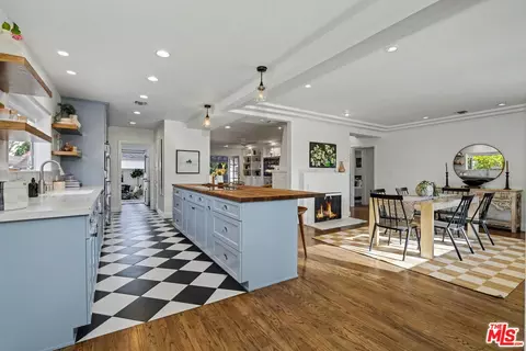 5420 Morella Ave, Valley Village, CA 91607