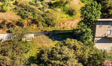 2123 Groveland Dr, Los Angeles, CA 90046