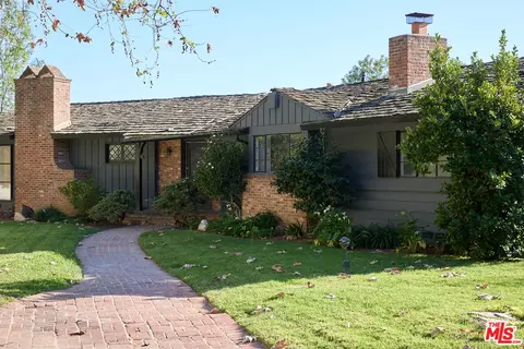 11222 Bellagio Rd, Los Angeles, CA 90049