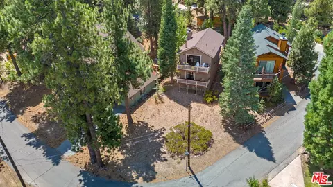 View/Area - 793 Rayo Ln, Big Bear Lake, CA 92315 photo 2 of 5