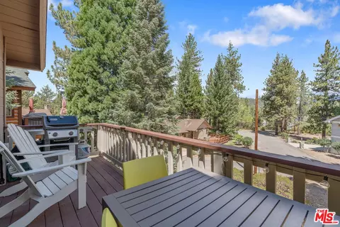 Exterior - 793 Rayo Ln, Big Bear Lake, CA 92315 photo 2 of 6