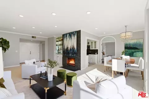 1223 Roxbury Dr #304, Los Angeles, CA 90035
