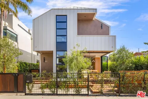 822 Superba Ave, Venice, CA 90291