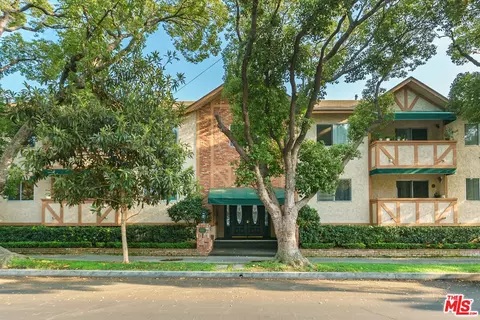 12030 Rochester Ave #210, Los Angeles, CA 90025