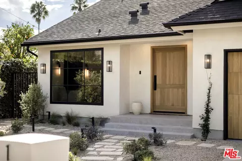 13114 Addison St, Sherman Oaks, CA 91423