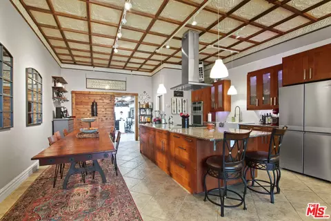 1644 N Wilmington Blvd, Wilmington, CA 90744