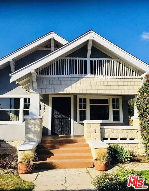 1545 E 4th St, Long Beach, CA 90802