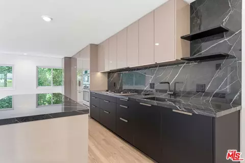 1233 N Laurel Ave #109, West Hollywood, CA 90046