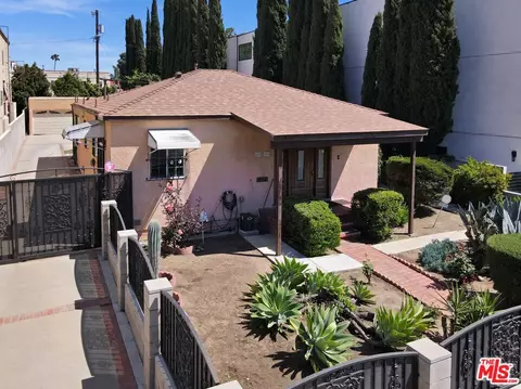 840 N Poinsettia Pl, Los Angeles, CA 90046