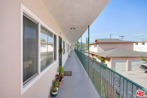 Entry Way - 6522 Bear Ave, Bell, CA 90201 photo 2 of 2