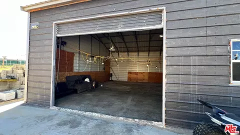 200 Avenue Y 8, Llano, CA 93544 photo 8