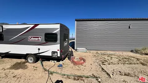 200 Avenue Y 8, Llano, CA 93544 photo 20