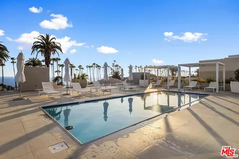 701 Ocean Ave #111, Santa Monica, CA 90402