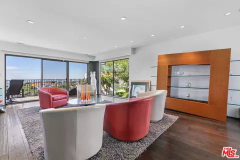 29 Ocean Crest Ct, Rancho Palos Verdes, CA 90275
