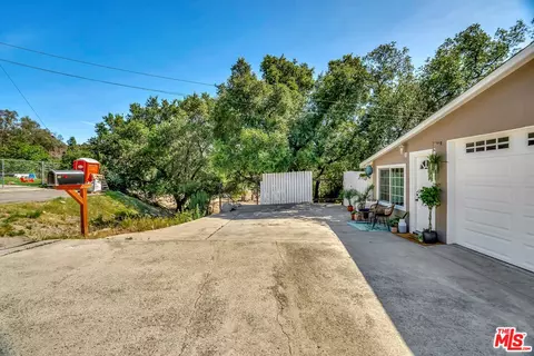 Exterior - 10743 Mountair Ave, Tujunga, CA 91042 photo 2 of 9