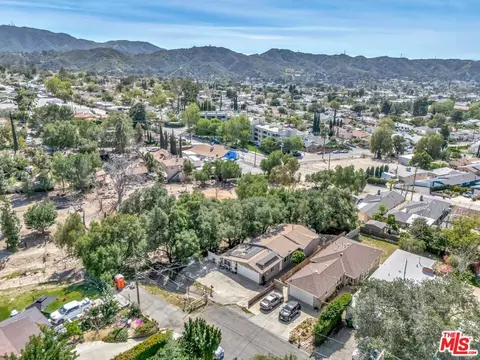 View/Area - 10743 Mountair Ave, Tujunga, CA 91042 photo 3 of 5