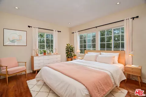 Bedroom - 10743 Mountair Ave, Tujunga, CA 91042 photo 3 of 6