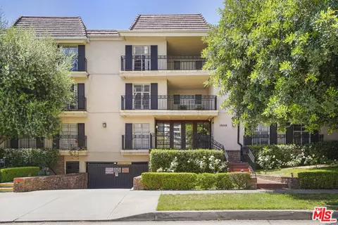 15248 Dickens St #108, Sherman Oaks, CA 91403
