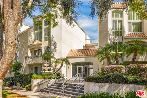 4242 Stansbury Ave #116, Sherman Oaks, CA 91423