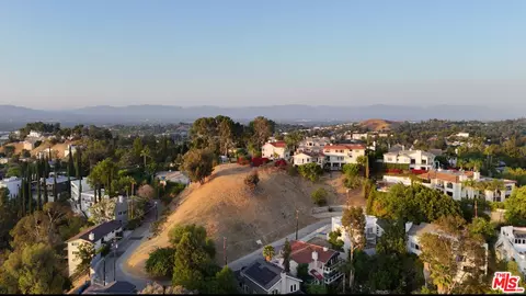 0 Calatrana Dr, Woodland Hills, CA 91364