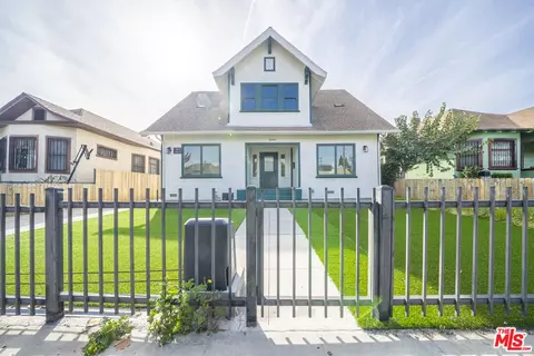 2896 W 14th St, Los Angeles, CA 90006