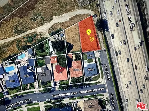 7700 Bangle Rd, Downey, CA 90240