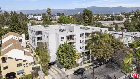 11115 Acama St #107, Studio City, CA 91602