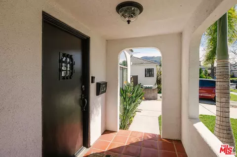 338 N Lima St, Burbank, CA 91505 photo 8