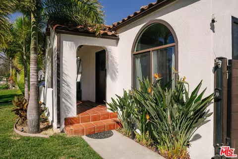 338 N Lima St, Burbank, CA 91505 photo 75