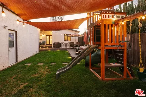 338 N Lima St, Burbank, CA 91505 photo 4