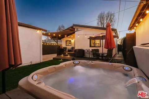 338 N Lima St, Burbank, CA 91505 photo 3