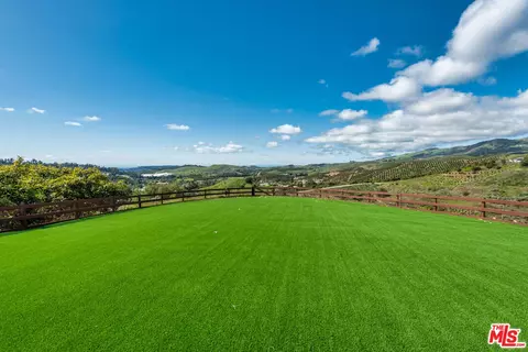 Exterior - 8018 Balcom Canyon Rd, Somis, CA 93066 photo 5 of 17