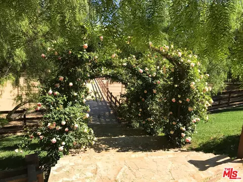 Exterior - 8018 Balcom Canyon Rd, Somis, CA 93066 photo 2 of 17