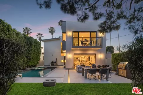 616 N Fuller Ave, Los Angeles, CA 90036