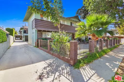 6048 King Ave, Maywood, CA 90270