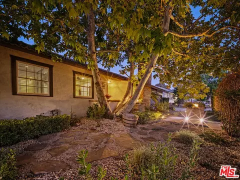 670 Tranquil Ln, Simi Valley, CA 93065 photo 55