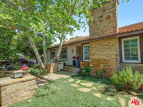 670 Tranquil Ln, Simi Valley, CA 93065 photo 11
