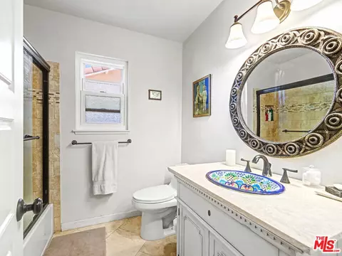 Bath - 670 Tranquil Ln, Simi Valley, CA 93065 photo 2 of 2
