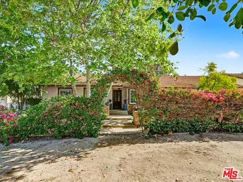 Exterior - 670 Tranquil Ln, Simi Valley, CA 93065 photo 7 of 30