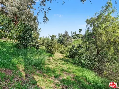 670 Tranquil Ln, Simi Valley, CA 93065 photo 53